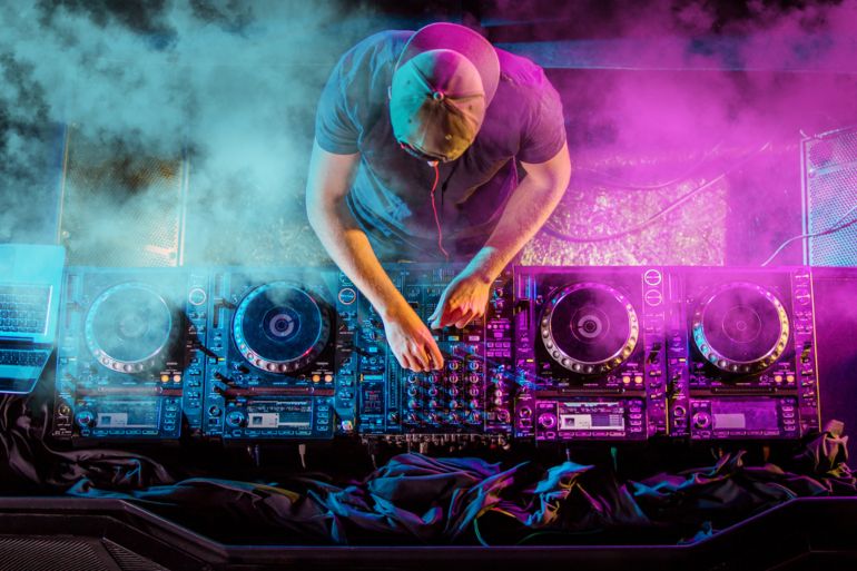 dj
